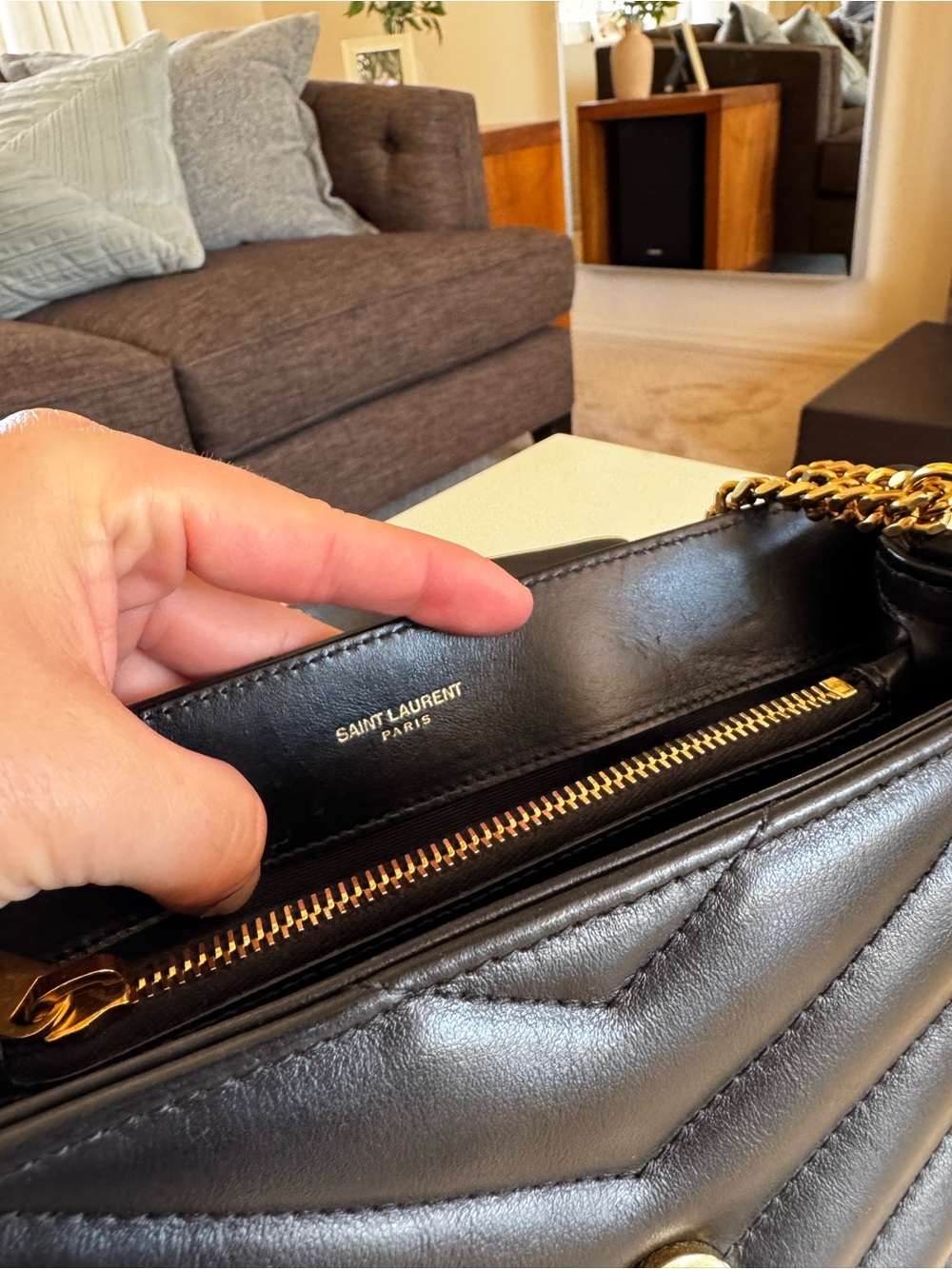 YSL SAINT LAURENT Calfskin Y Quilted Monogram Small Loulou Chain Satchel Black - Picture 14 of 14